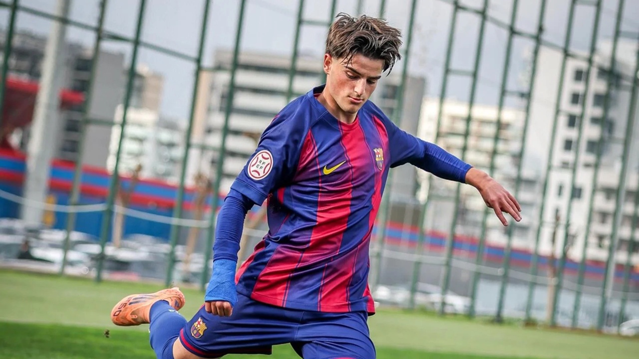 Sporting Gijon Tertarik Mendatangkan Striker Jebolan La Masia