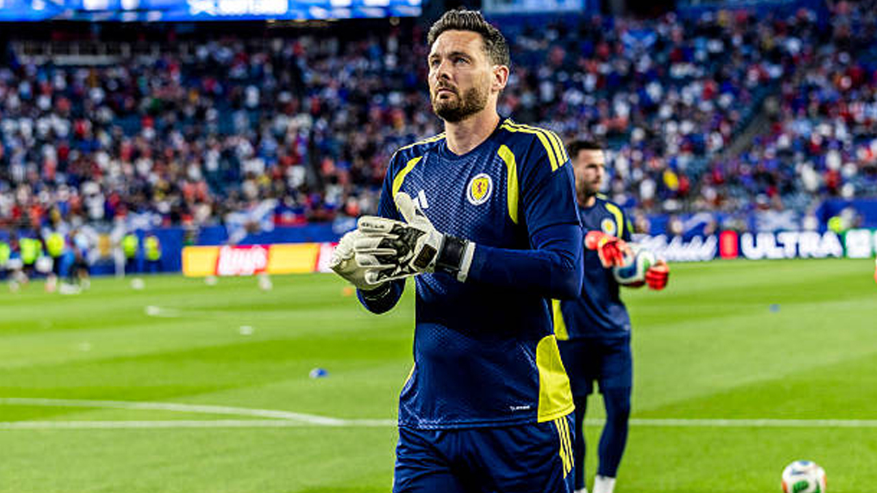 Usai Tampil Bersama Skotlandia di Piala Dunia, Craig Gordon Umumkan Pensiun
