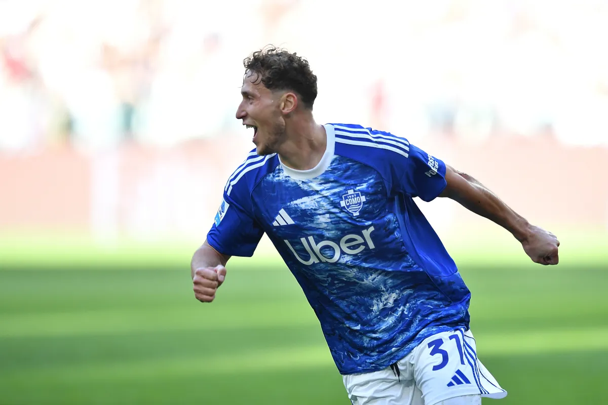 Vojvoda Siap Berlabuh ke Udinese Usai Como Terima Tawaran - sumber: (footballitalia)