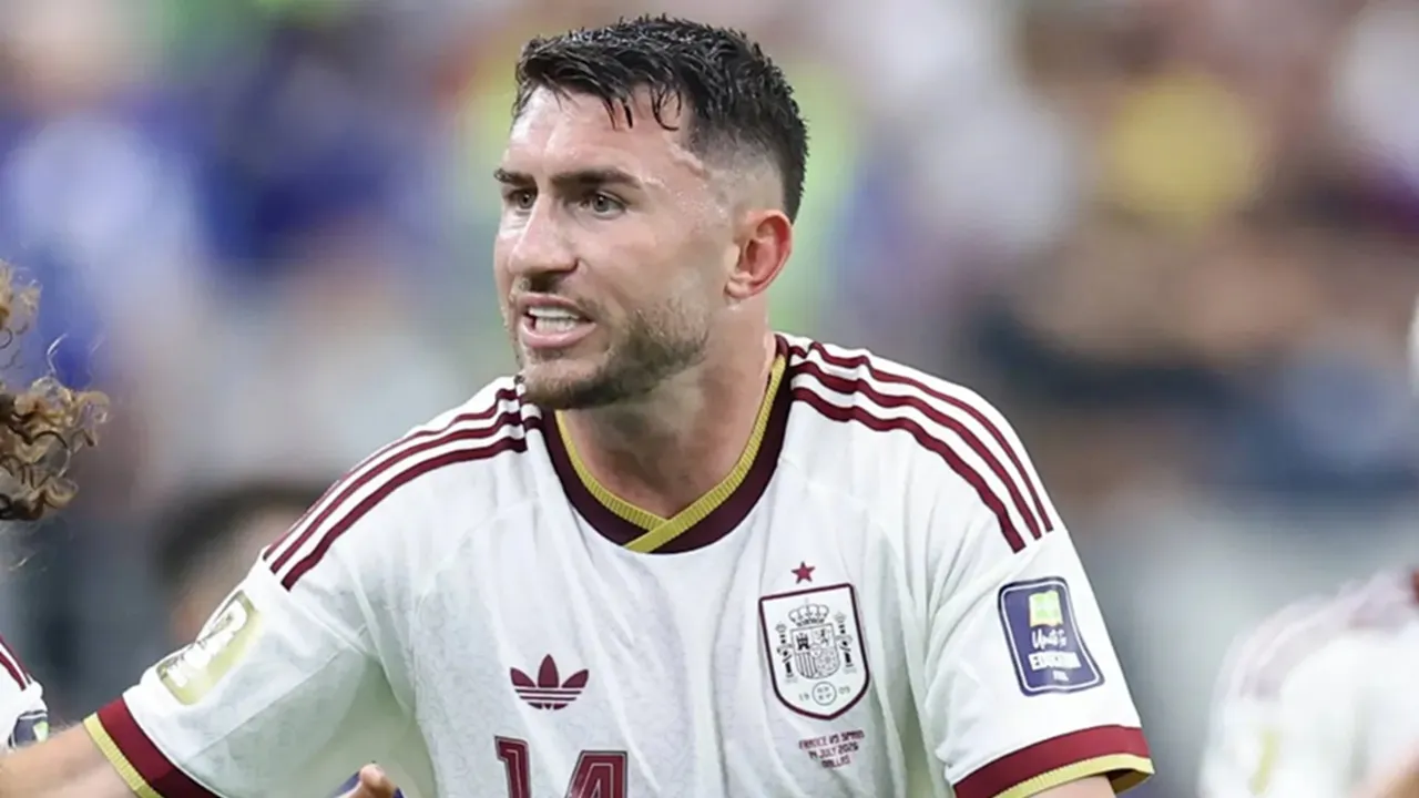 Aymeric Laporte Tidak Akan Hengkang ke Barcelona
