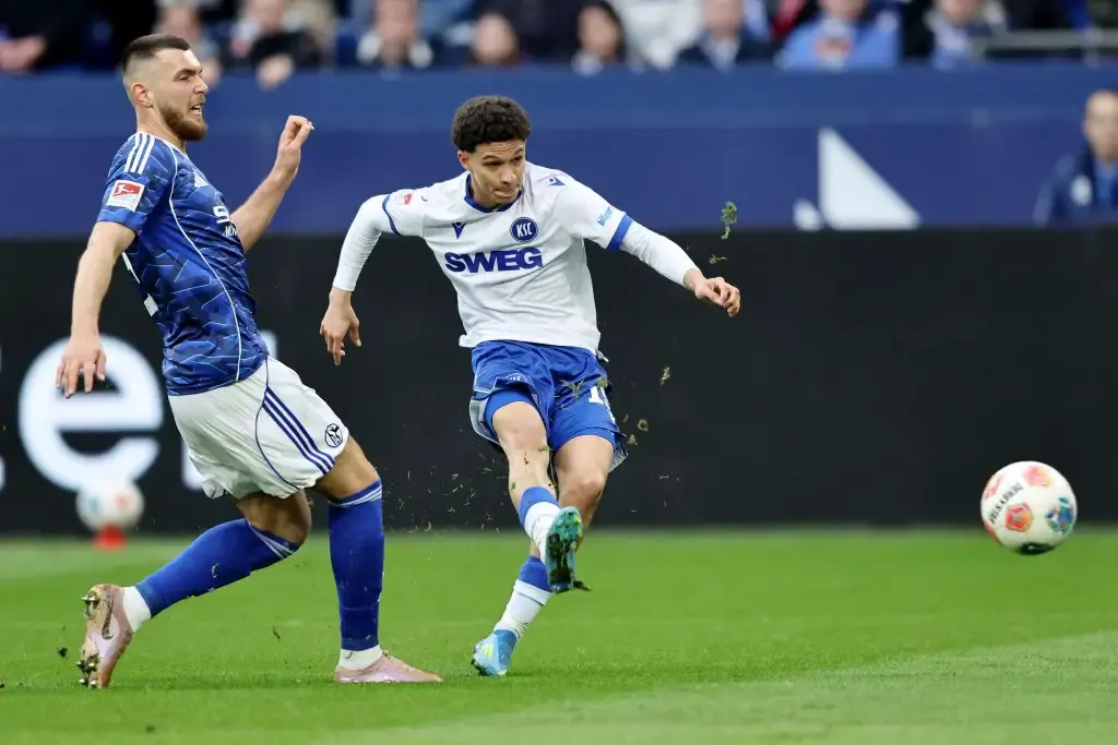 Eintracht Frankfurt Dekati Karlsruhe untuk Louis Ben Farhat - sumber: (getfootballnewsgermany)