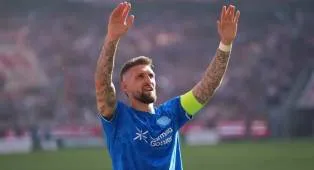 Eintracht Frankfurt Tertarik Rekrut Robert Andrich