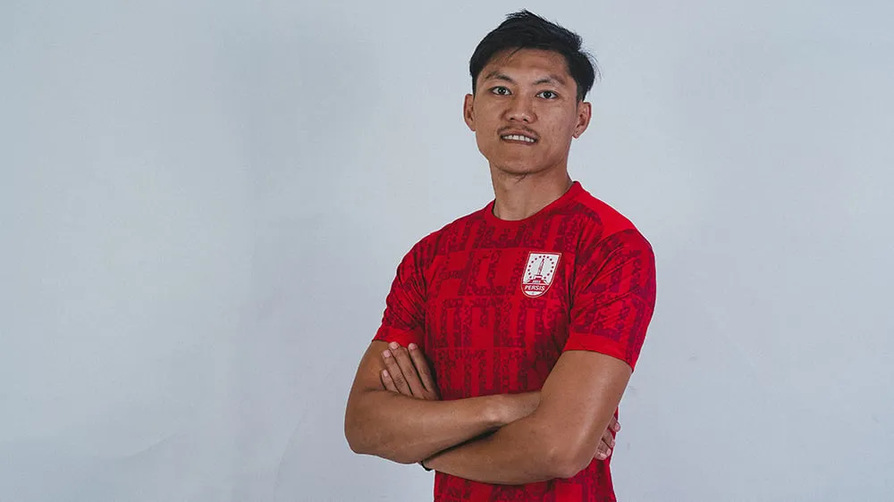 Feby Eka Resmi Gabung Persis Solo