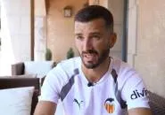 Jose Luis Gaya Sebut Kesuksesan Valencia Tergantung Performa Tim