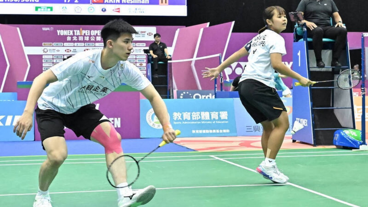 Juara All England Ye Hong Wei-Chan Nicole Gagal Bendung Nomor 1 Dunia