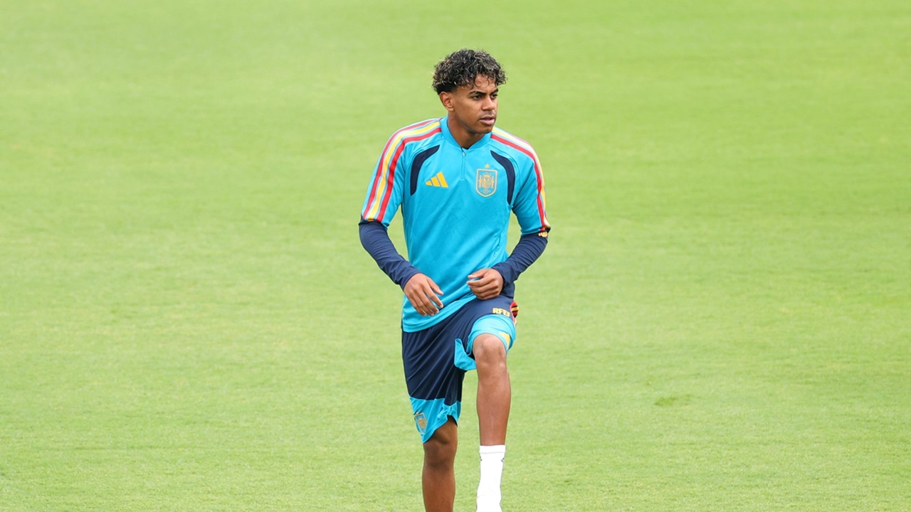 Lamine Yamal Absen Latihan Jelang Melawan Piala Dunia