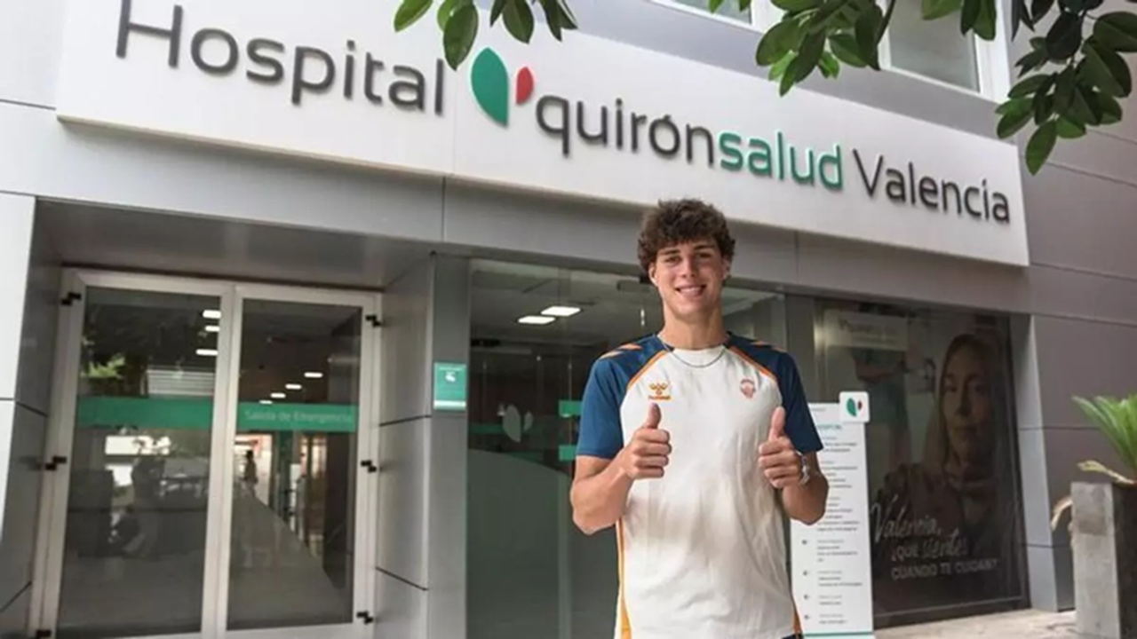 Mario Saint-Supery Lulus Pemeriksaan Medis di Valencia
