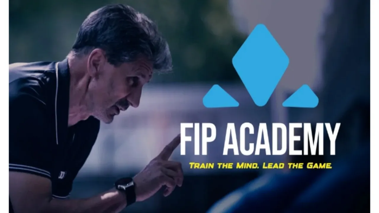 Penyelesaian Pelatihan Padel Academy Sedang Berlangsung