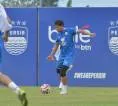 Anggap Begitu Penting, Adam Alis Tatap Serius Piala Presiden