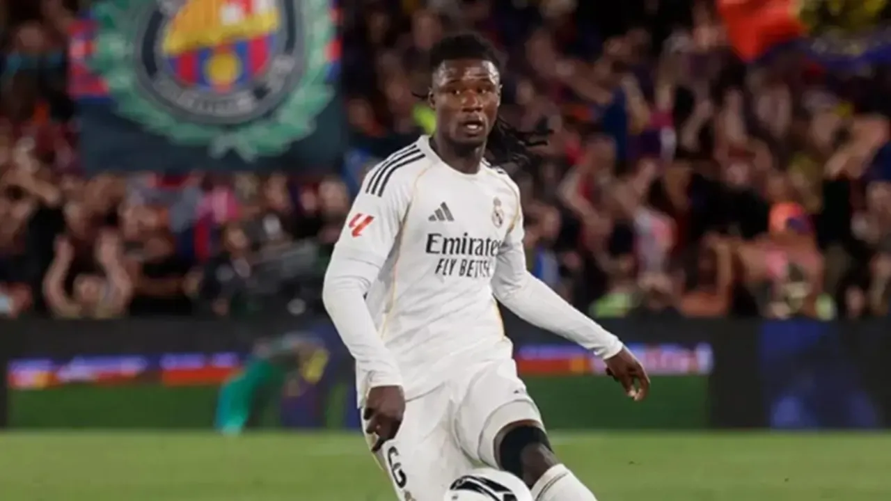 Eduardo Camavinga Kini Menjadi Buruan Manchester United