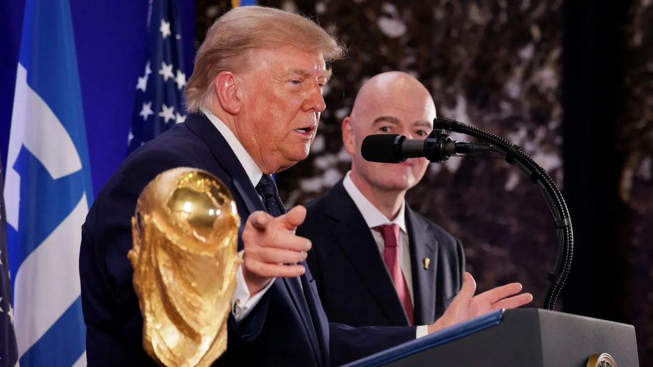 Harry Kane Jadi Bek vs Argentina. Donald Trump: Ini Strategi yang Aneh!