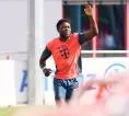 Meski Ada Nathaniel Brown, Alphonso Davies Gak Mau Tinggalkan Bayern