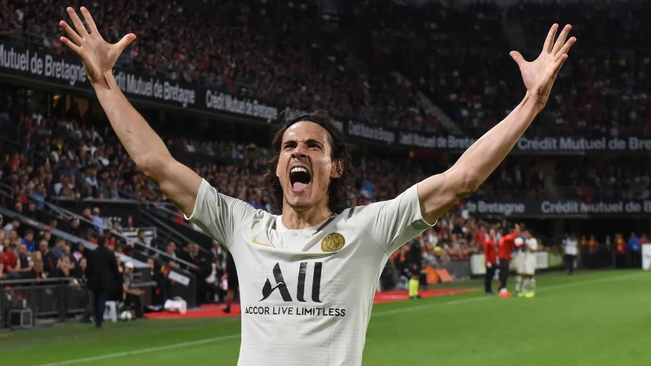 Berstatus Free Transfer, Lecce Coba Peruntungan Datangkan Edinson Cavani