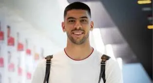 Cenk Ozkara Senang Bisa Bermain di Trabzonspor