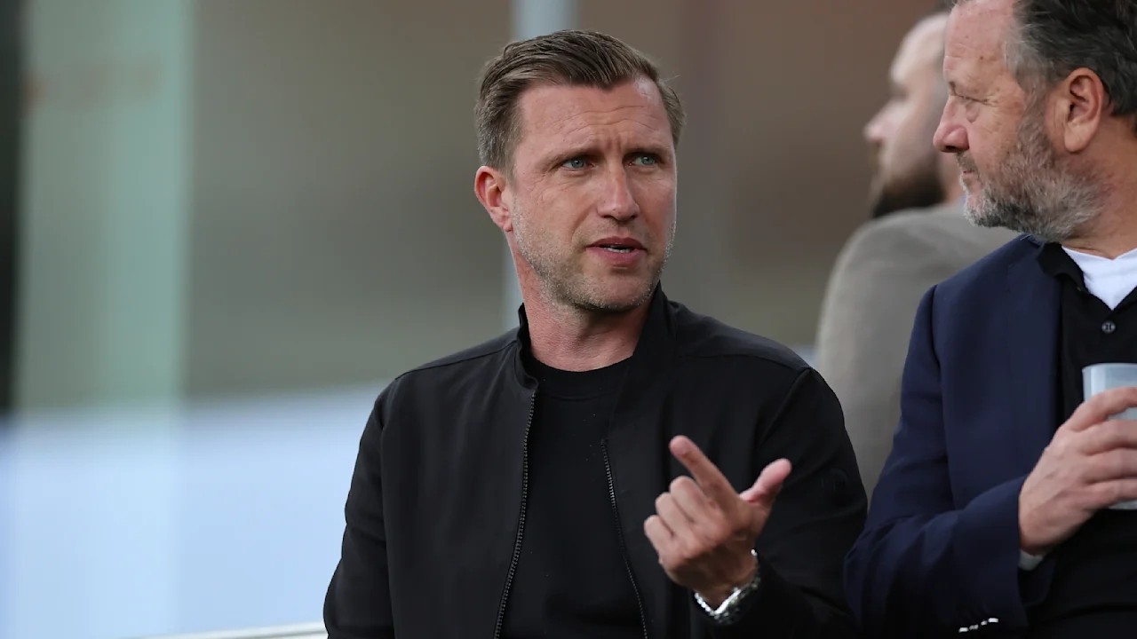 Ditanya Tentang AC Milan, Markus Krosche Tegaskan Betah di Frankfurt