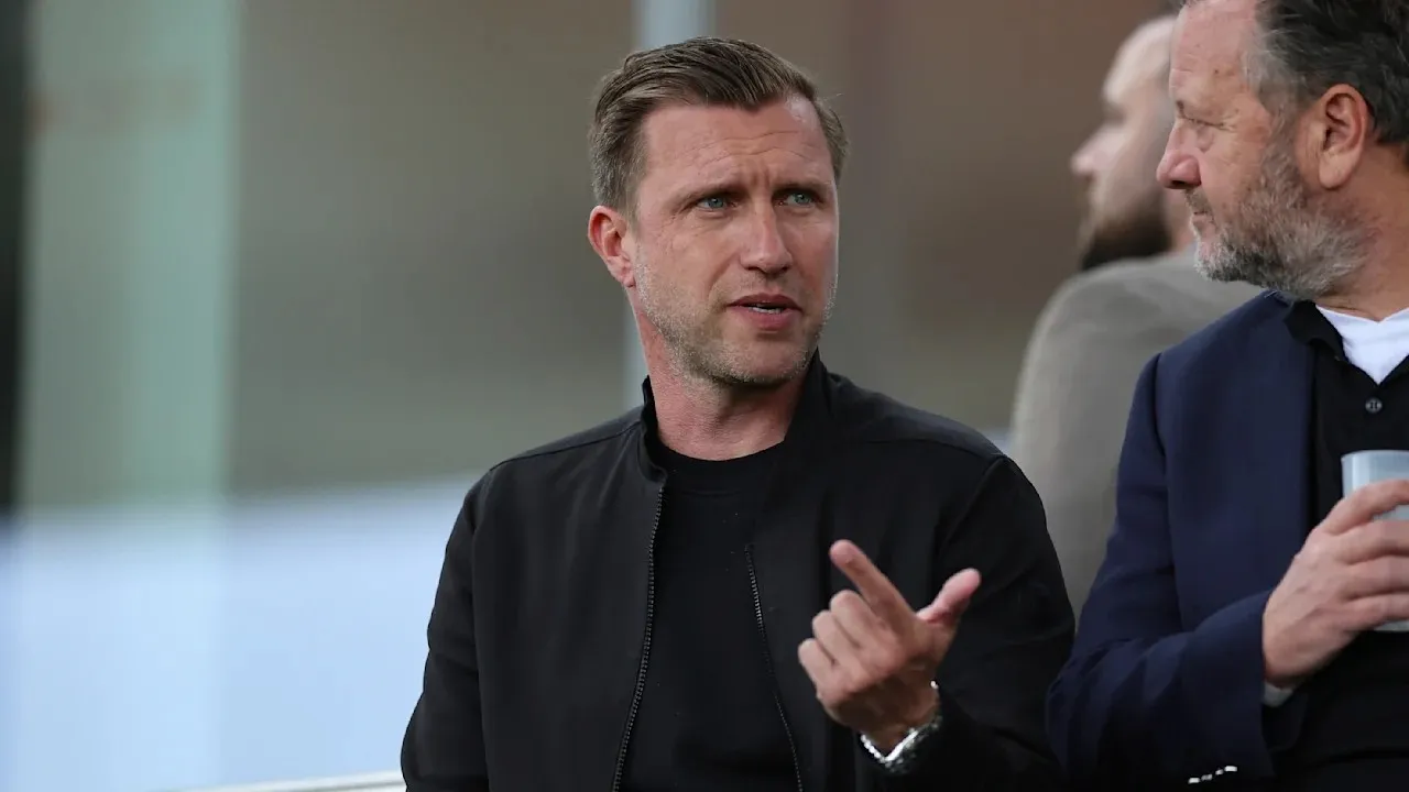 Ditanya Tentang AC Milan, Markus Krosche Tegaskan Betah di Frankfurt
