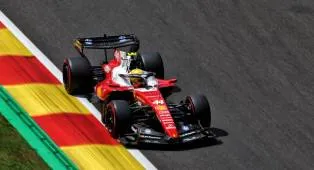 Hamilton Optimis Ferrari Tampil Lebih Baik di Balapan Belgia