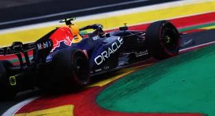 Isack Hadjar: “Tugas Saya Seperti ‘Deliveroo’ untuk Verstappen”