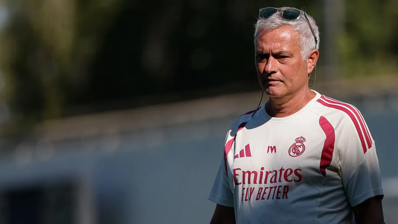 Jose Mourinho Pantau Ketat Asencio dan Huijsen Selama Pramusim