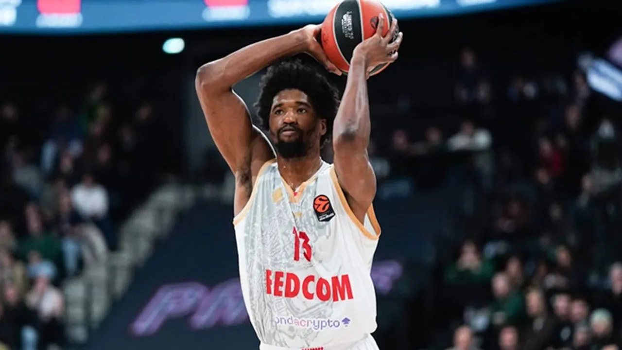 Kevarrius Hayes Resmi Bergabung dengan Partizan Belgrade