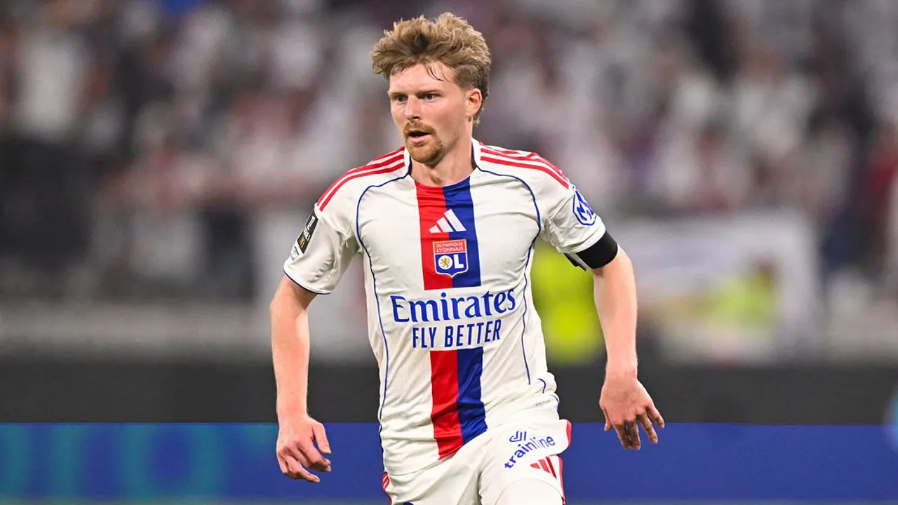 Leeds United Mulai Negosiasi untuk Rekrut Pavel Sulc dari Lyon