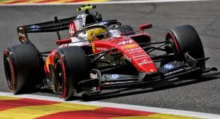Lewis Hamilton Dihukum Penalti di GP Belgia