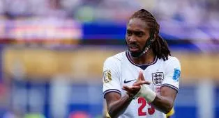 Media Italia: Kejar Djed Spence, Inter Kembali Terbentur Masalah Klasik