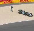 Peluang Gelar George Russell Terpukul Usai Tabrakan dengan Hamilton