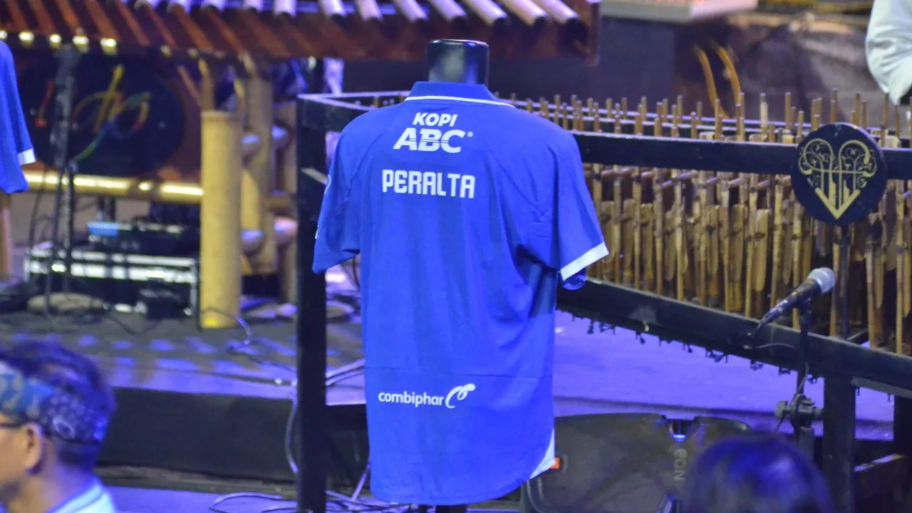 Saga Transfer Usai, Persib Resmikan Transfer Mariano Peralta
