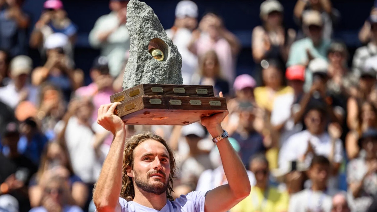 Stefanos Tsitsipas Akhiri Paceklik Gelar Di Gstaad