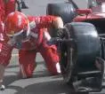 Hamilton Khawatir Insiden ala Raikkonen Terulang di Pit