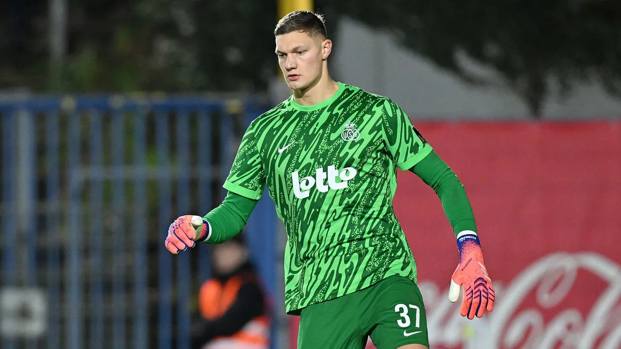 Leeds United Jadikan Kjell Scherpen Target Utama untuk Posisi Kiper