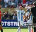 Lionel Messi Disorot usai Coba Buat Marc Cucurella Dikartu Merah