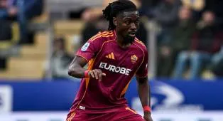 MU Masih Incar Gelandang Baru, Manu Kone dan Dua Lainnya Masuk Radar