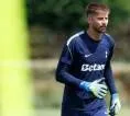 Tottenham dan Napoli Jajaki Kemungkinan Barter Kiper