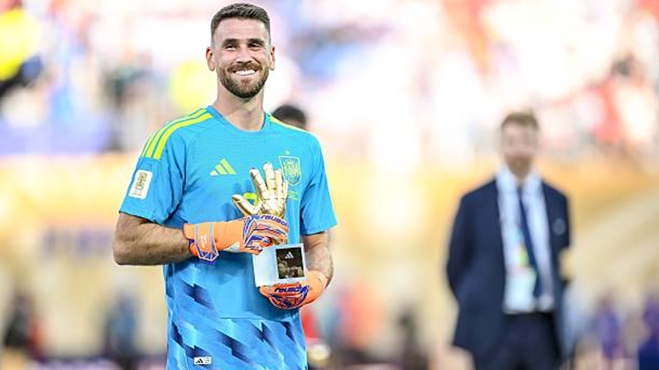 Unai Simon Ukir Rekor, Spanyol Catat Pertahanan Terbaik dalam Sejarah