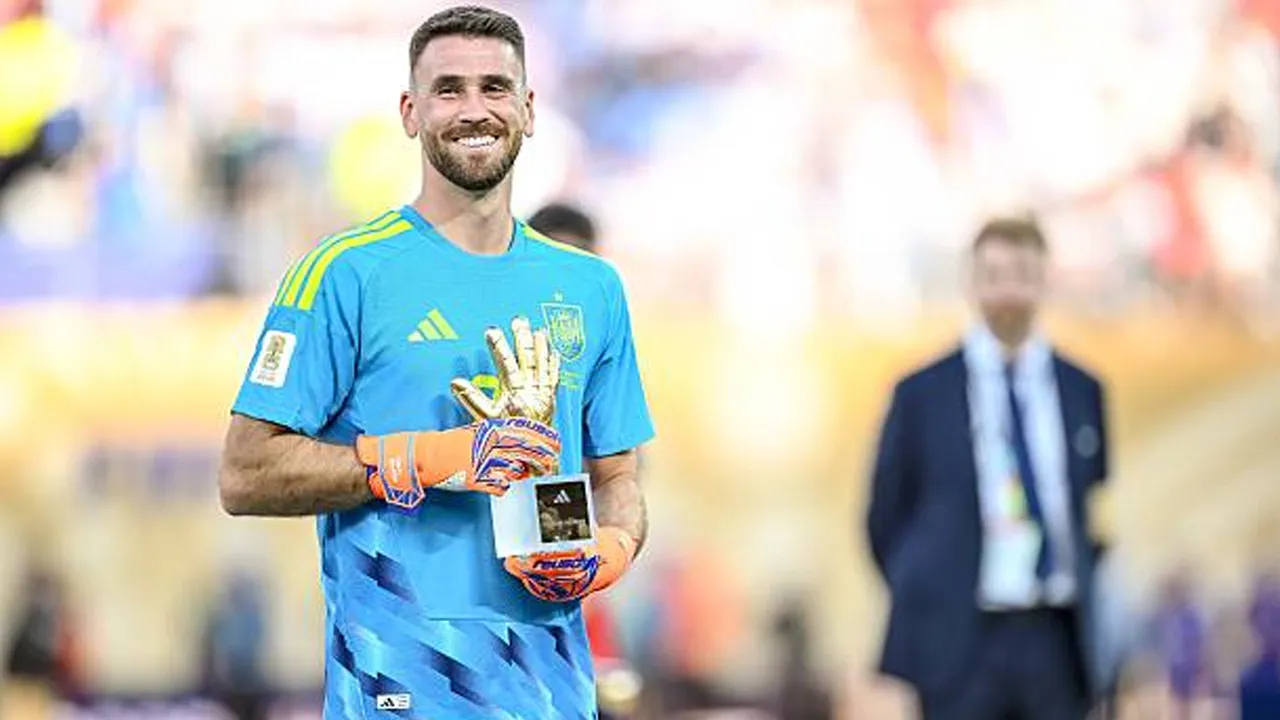 Unai Simon Ukir Rekor, Spanyol Catat Pertahanan Terbaik dalam Sejarah