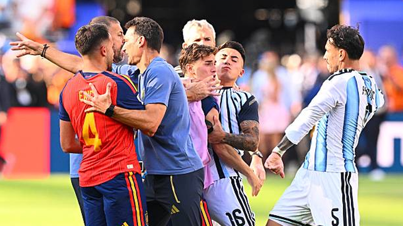 Argentina Terancam Sanksi FIFA Usai Buat Keributan di Final Piala Dunia