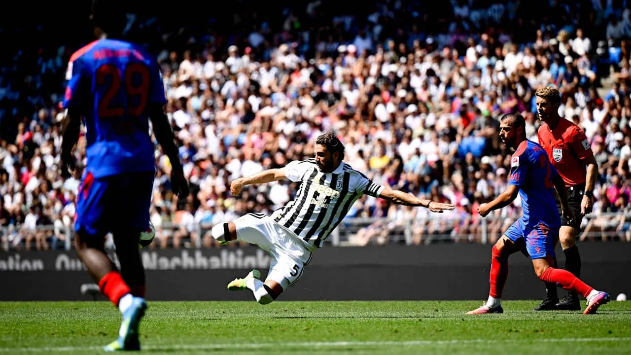 Claudio Marchisio Maafkan Hasil Imbang Juventus Kontra Basel