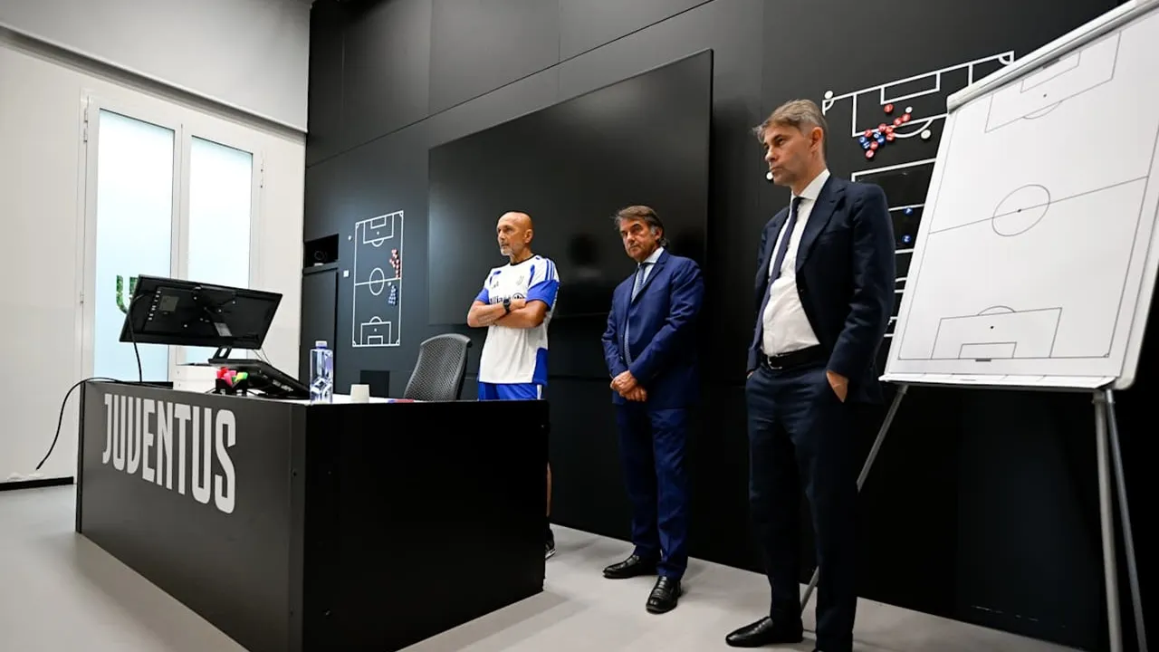 Claudio Marchisio Yakin Juventus akan Sukses di Bursa Transfer