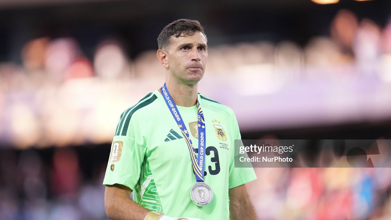 Emiliano Martinez Isyaratkan Pensiun dari Timnas Argentina