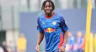 Fiorentina Dilaporkan Serius Bidik Johan Bakayoko dari RB Leipzig