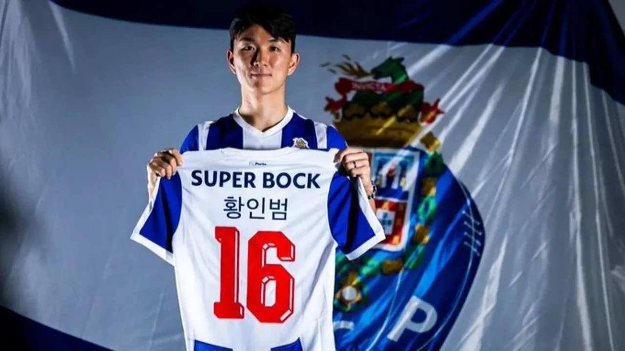 Hwang In-beom Resmi Gabung FC Porto dari Feyenoord