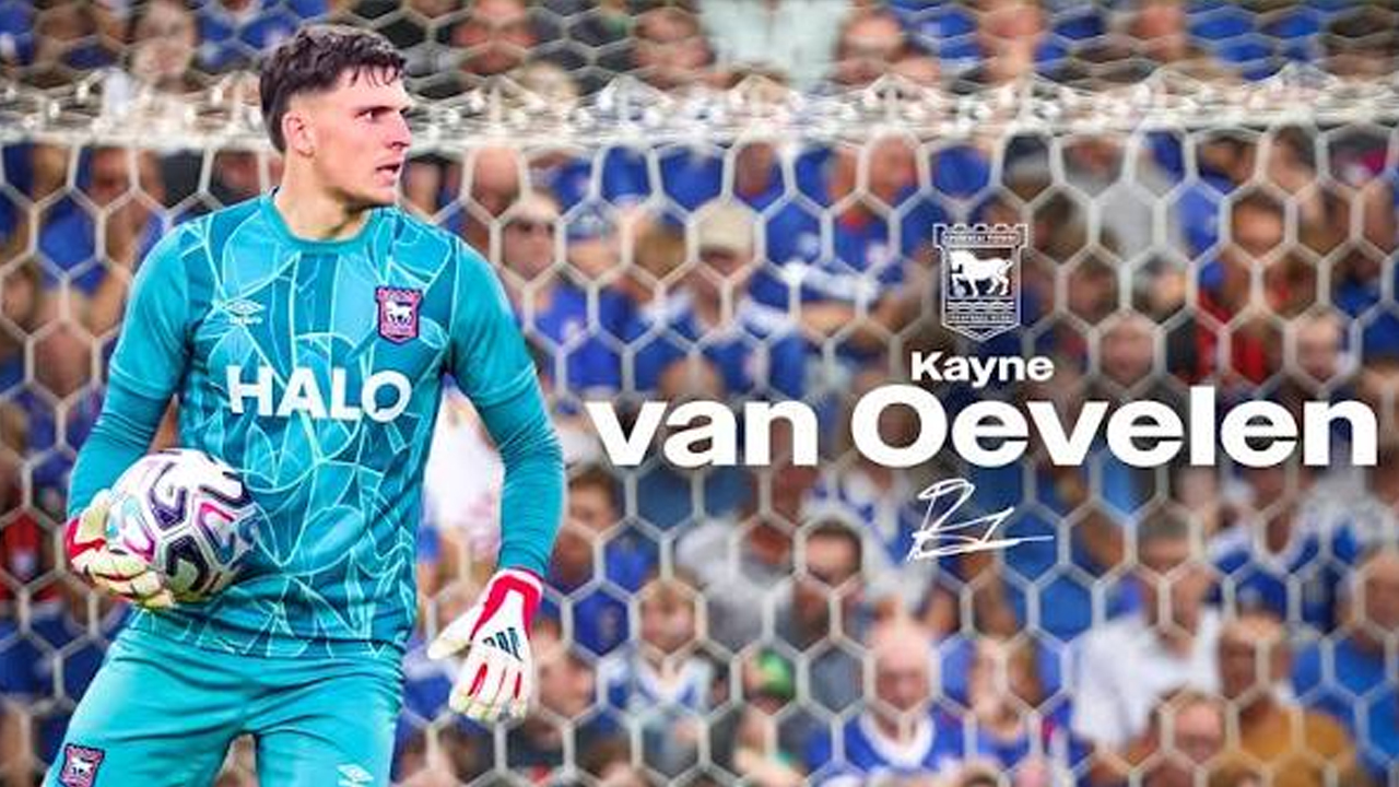 Jadi Rekrutan Keempat, Kayne van Oevelen Resmi Gabung Ipswich Town