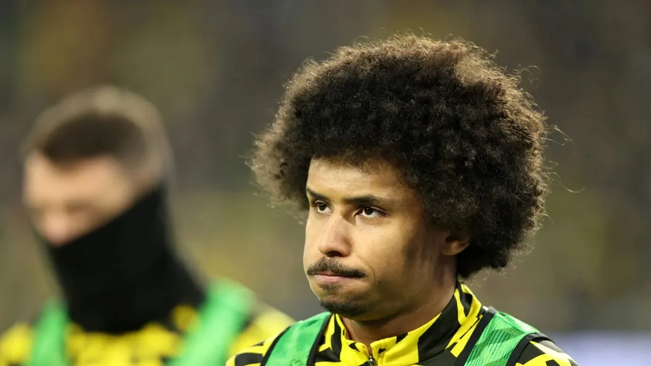 Karim Adeyemi Akan Diperkenalkan Barcelona, Besok