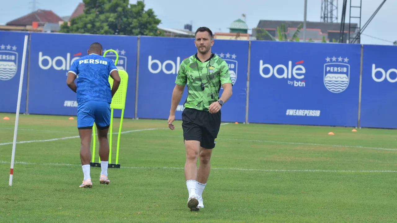 Karlo Reinholz Fokus Genjot Fisik dan Recovery Skuad Persib