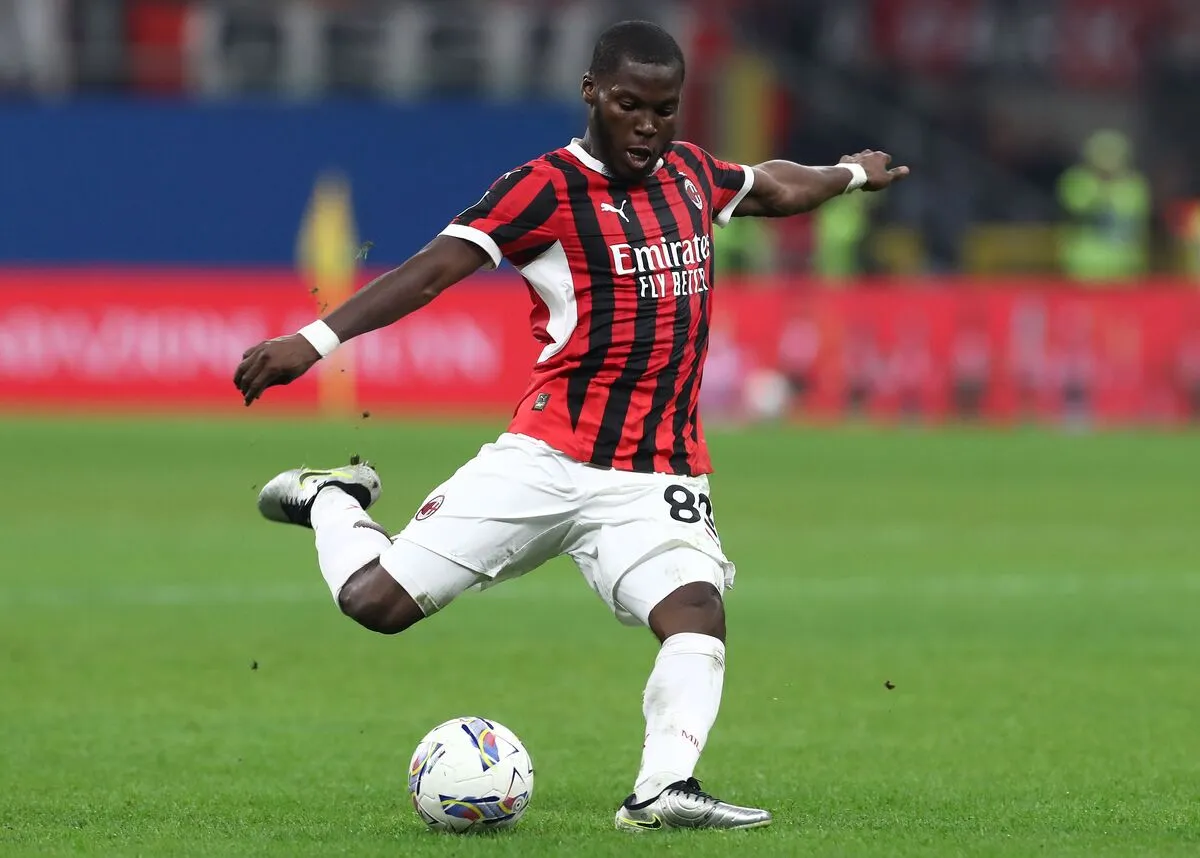 Lazio Ajukan Tawaran Anyar untuk Musah, Milan Tunggu Pergerakan Leeds