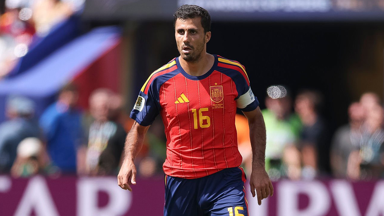 Media Spanyol: Peluang Rodri Gabung Real Madrid Nol Persen