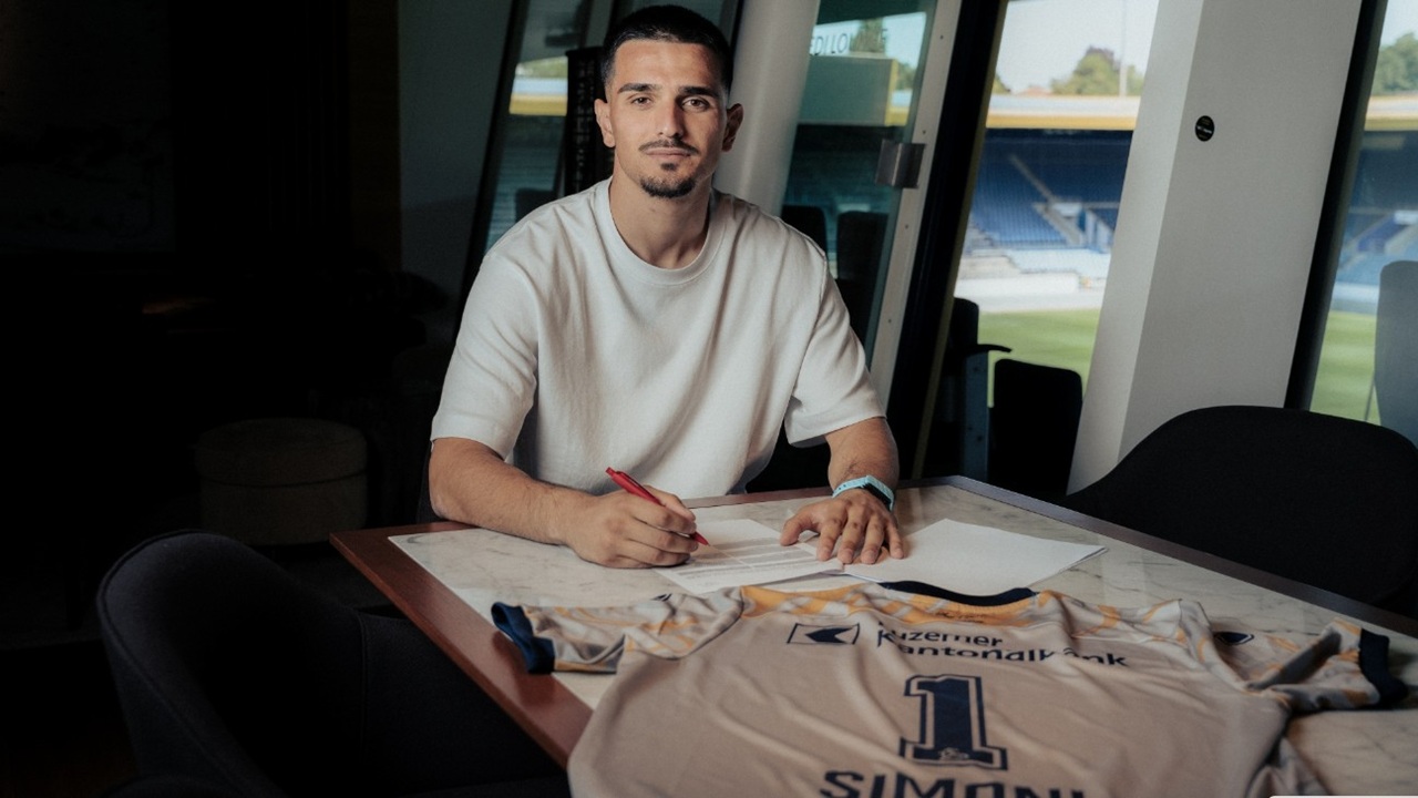 Eintracht Frankfurt Resmi Jual Simon Simoni ke FC Luzern