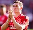 Elliot Anderson Ucapkan Salam Perpisahan untuk Fans Nottingham Forest